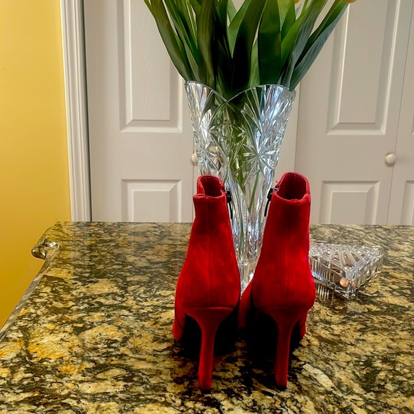 Stunning bright red suede heeled booties.  Side zip. - Picture 4 of 4